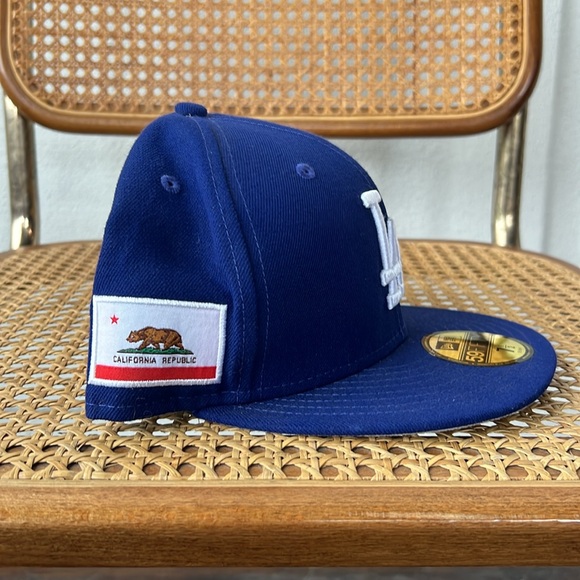 LA Dodgers California Fitted MLB Hat - Picture 3 of 7